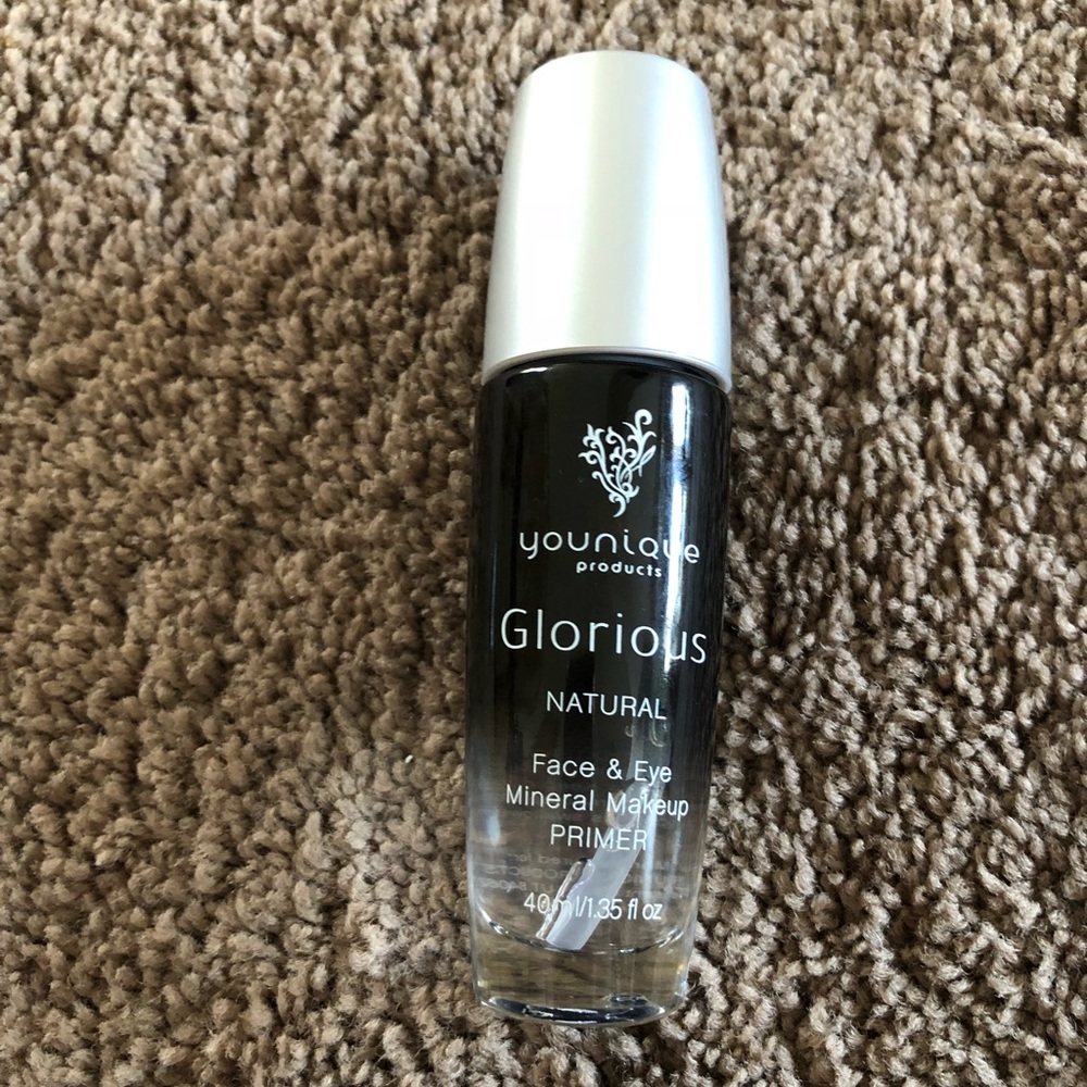 Younique Primer. Never opened. Never used.